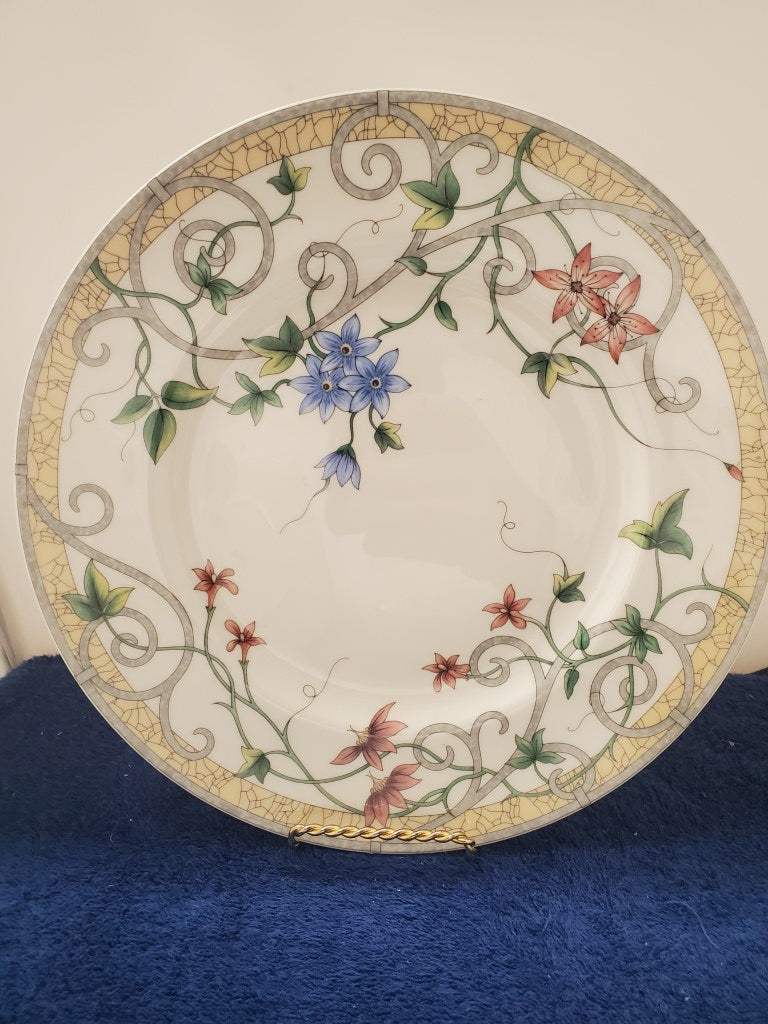 Wedgwood Aegina 5 Piece Place Setting LK