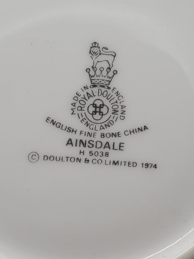 Set of 5 Royal Doulton Ainsdale Cup & Saucer Sets LK