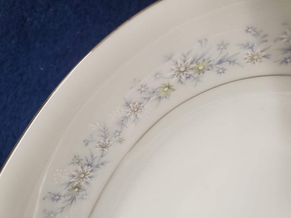 Noritake Marywood 9" Oval Vegetable Bowl LK