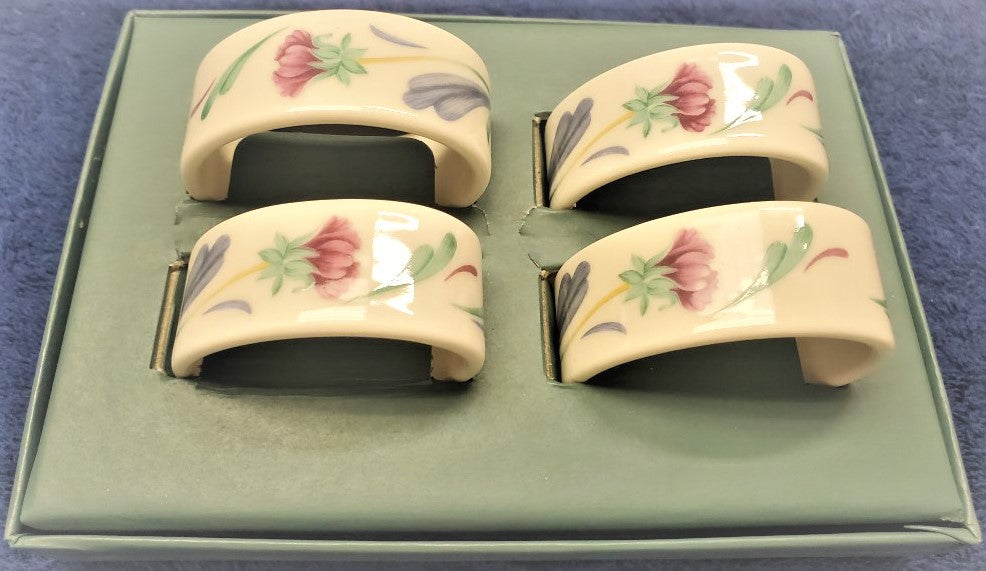 Set of 4 Lenox Poppies On Blue Napkin RIngs