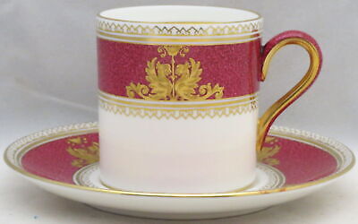 Set of 5 Wedgwood Columbia Powder Ruby Bond Shape Demitasse Cup & Saucers