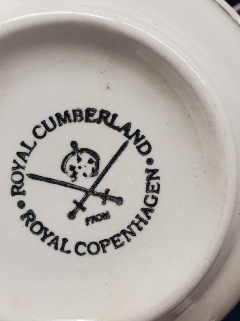 Royal Copenhagen Cumberland Grape 6 Piece Place Setting