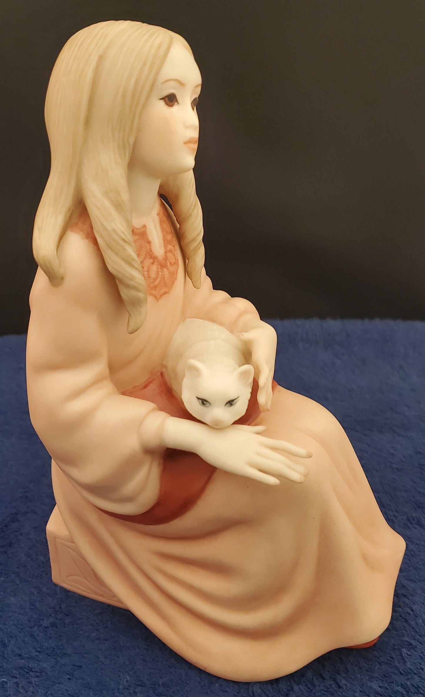 Ispanky (Goebel) Katrina (Girl Holding Cat) Figurine