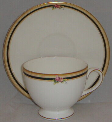 Set of 4 Wedgwood Leigh Shaped Clio Cup & Saucer Sets