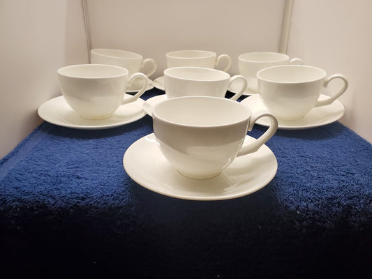 Set of 7 Wedgood Solar Cup & Saucer Sets LK
