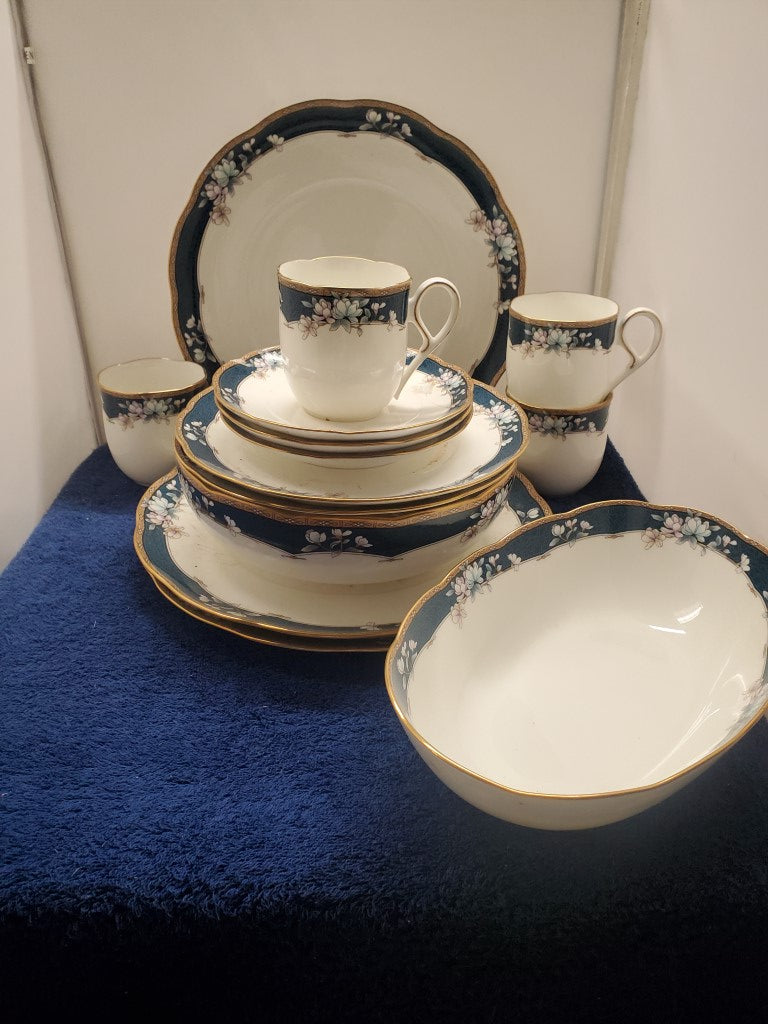 Noritake Sandhurst Lot of 14 Pieces LK