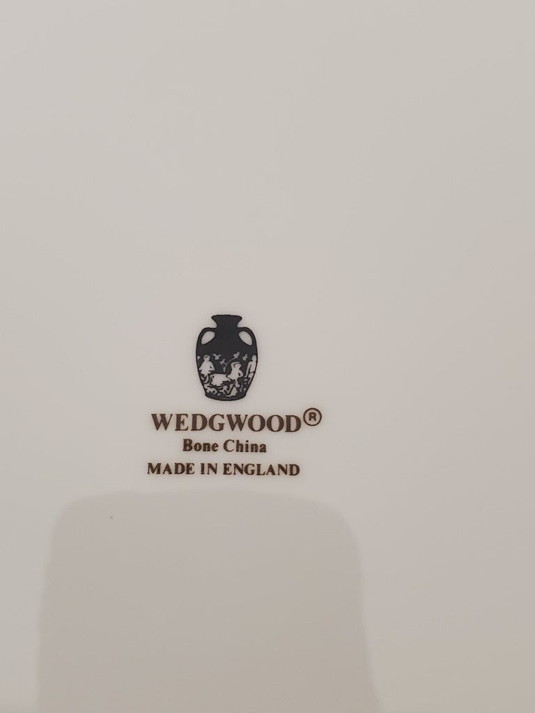 Set of 4 Wedgwood Wedgwood White Dinner Plates LK