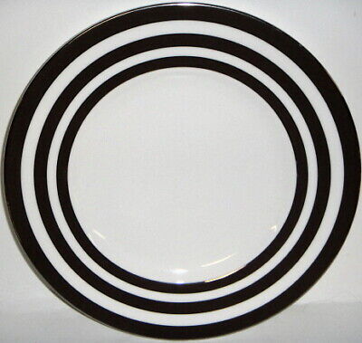 Wedgwood Sable Duchesse Luncheon Plate –