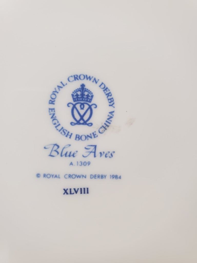 Royal Crown Derby Blue Aves Dinner Plate LK