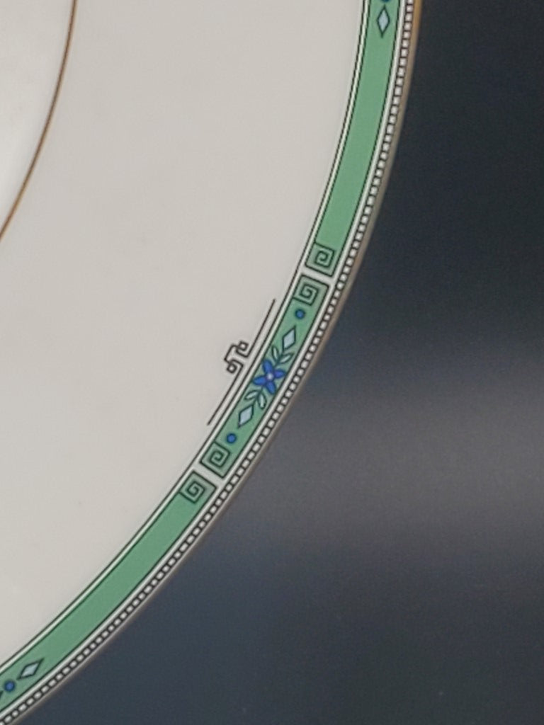 Wedgwood Jade Lot of 8 Pieces - Dinner Salad Bread Cup Saucer LK