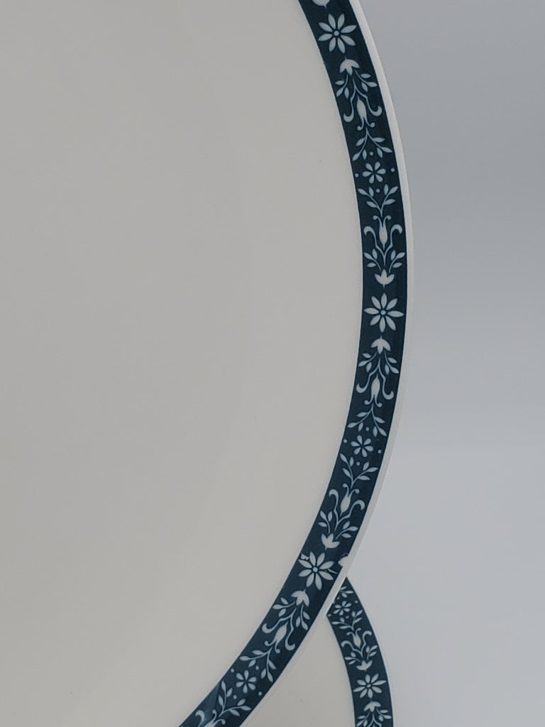 Set of 4 Royal Doulton Moonstone Dinner Plates LK