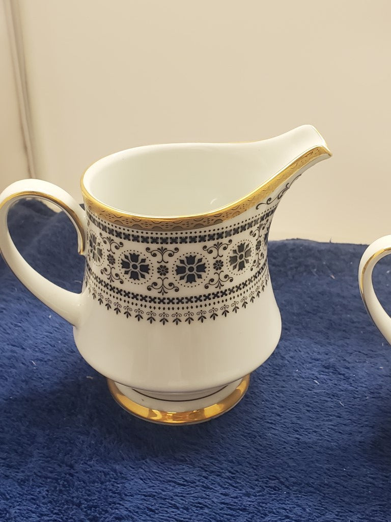 Noritake Scheherazade Creamer & Sugar Bowl with Lid LK