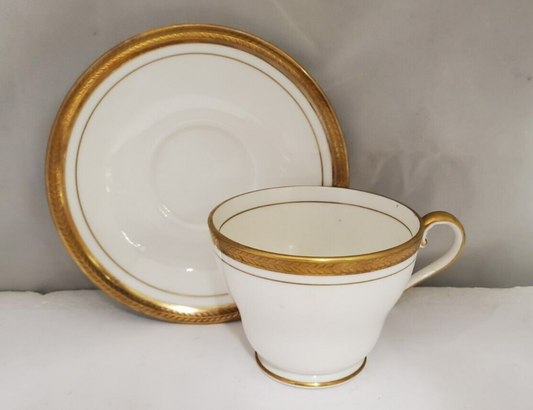 Set of 2 Aynsley, John Elizabeth (Smooth) Cup & Saucers