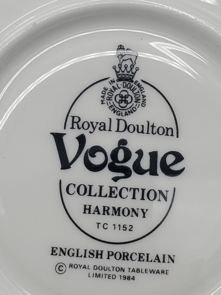 Royal Doulton Harmony 4 - 5 Piece Place Setting LK