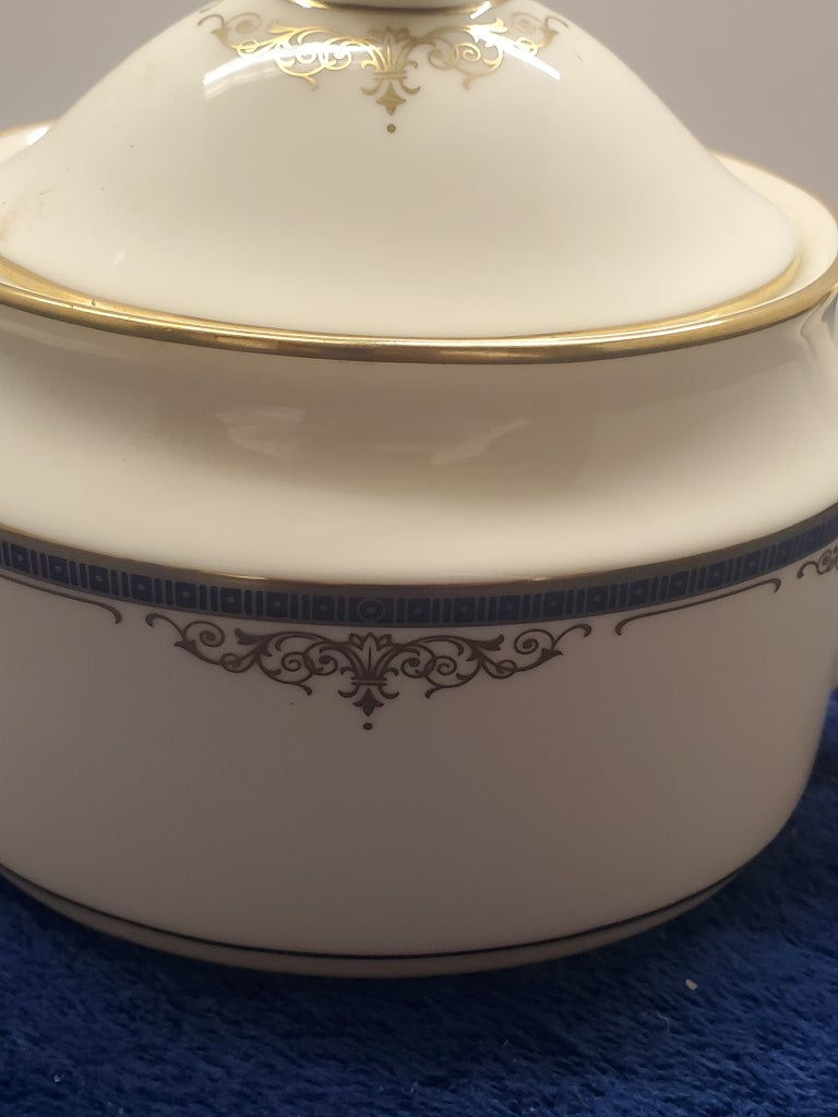 Minton Marlborough Sugar Bowl with Lid LK