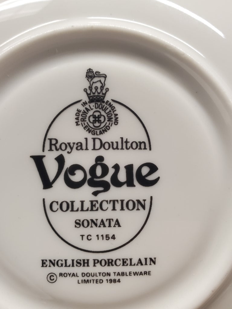 Set of 5 Royal Doulton Sonata Cup & Saucer Sets LK