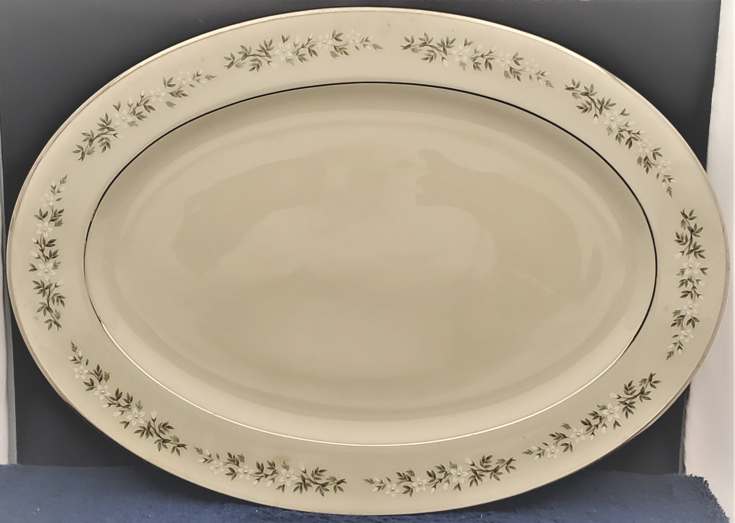 Lenox Brookdale 15" Oval Serving Platter
