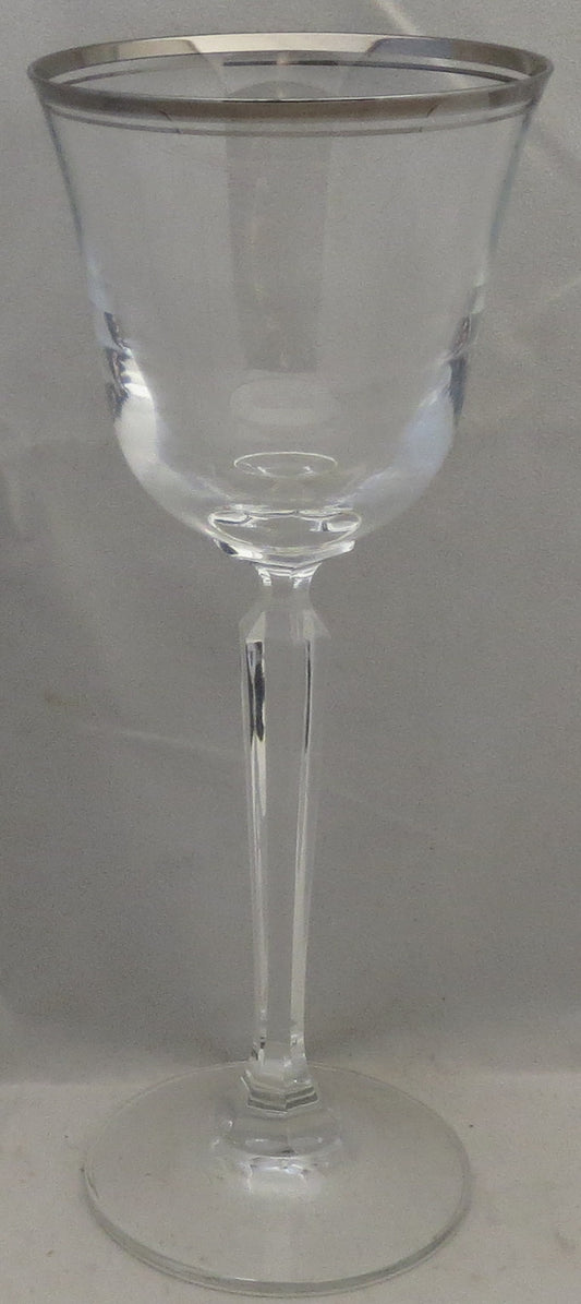 Set of 5 Mikasa Briarcliffe Wine Glasses