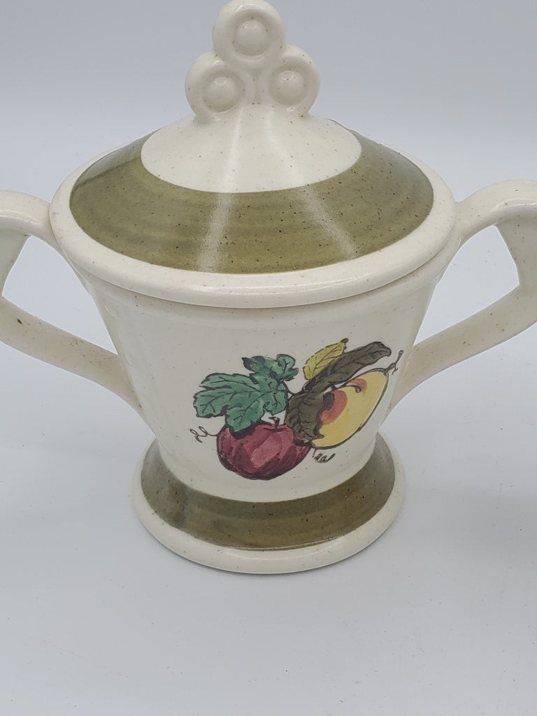 Metlox - Poppytrail - Vernon Provincial Fruit Green Creamer & Sugar Bowl with Lid LK