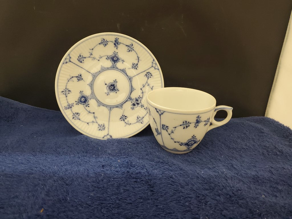 Set of 4 Royal Copenhagen Blue Fluted Plain Cup & Saucer Sets (2162)