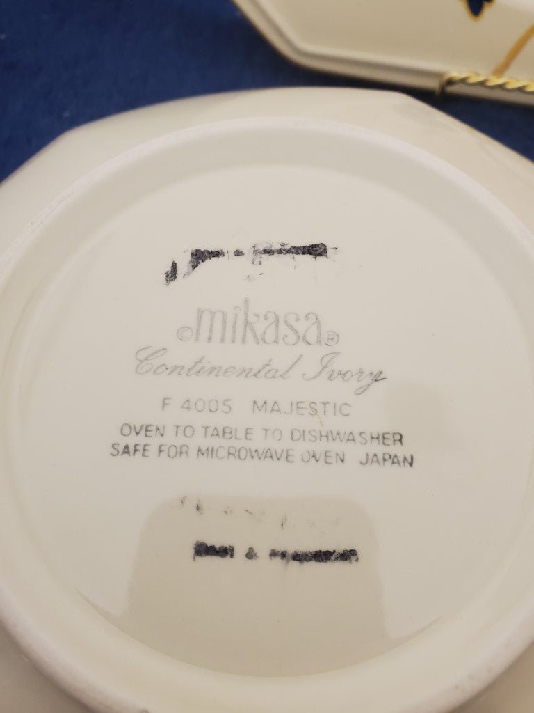 Mikasa Majestic Hostess Set LK