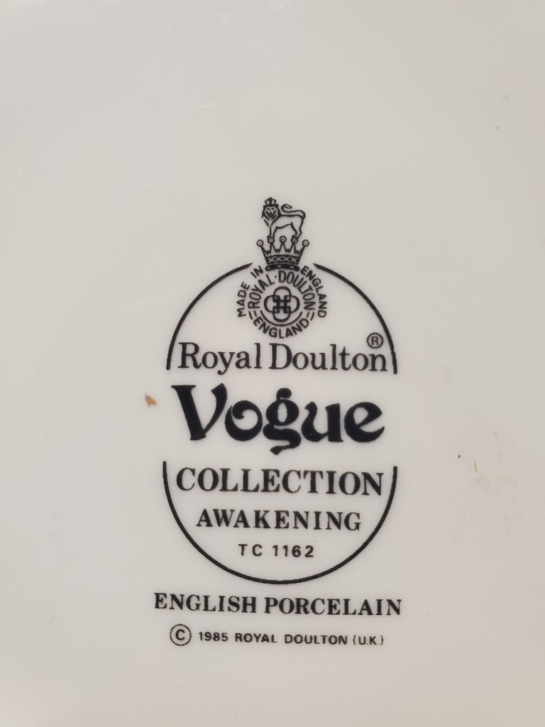 Set of 2 Royal Doulton Awakening Dinner Plates