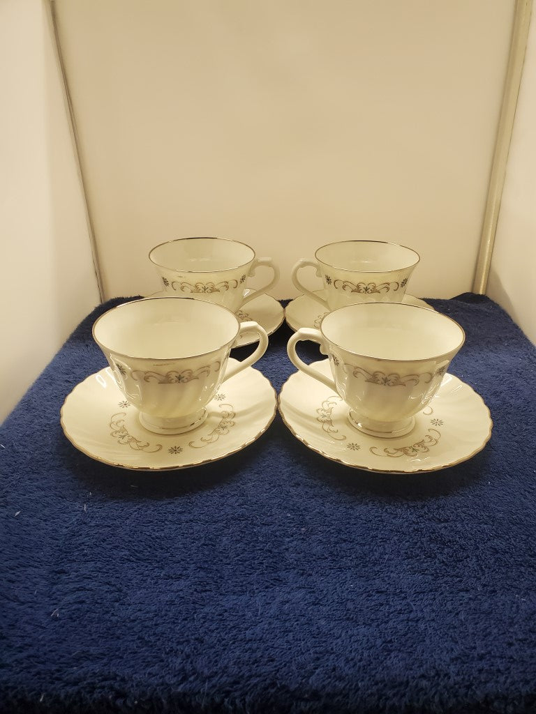 Set of 4 Syracuse Westminster Cup & Saucer Sets LK