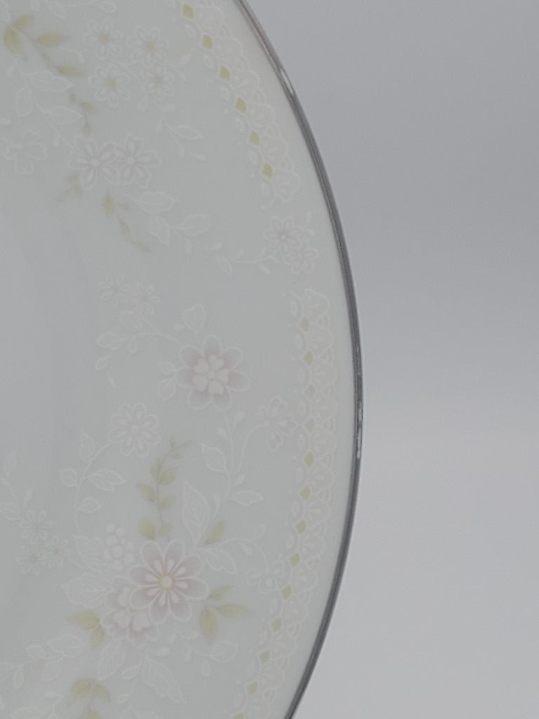 Set of 3 Noritake Temptation Dinner Plates LK