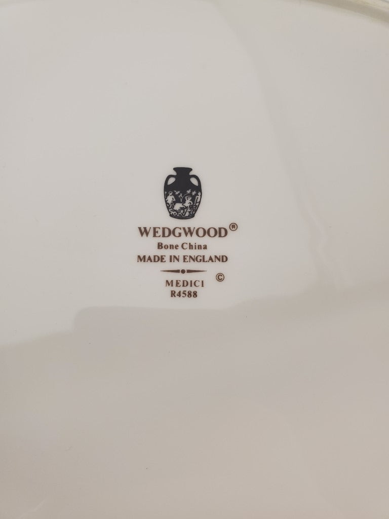 Wedgwood Medici (R4588) 15" Oval Serving Platter