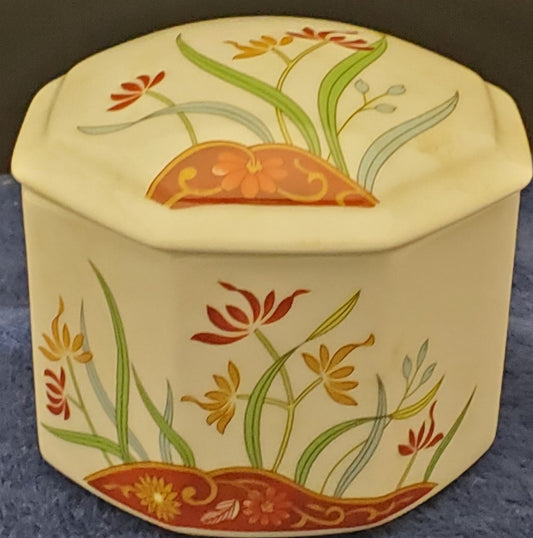 Mikasa Odori Sugar Bowl with Lid LK