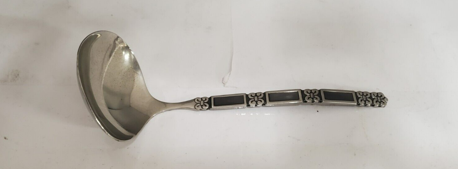 Oneida Madrid Black Accent (Stainless) Gravy Ladle –