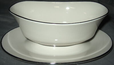 Lenox Maywood Gravy Boat With Attached Underplate