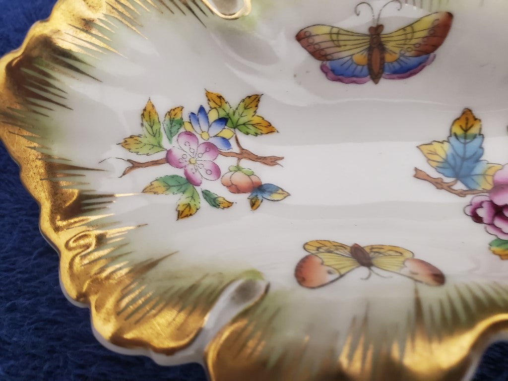 Herend Queen Victoria (VBO) Small Leaf Dish (7794)