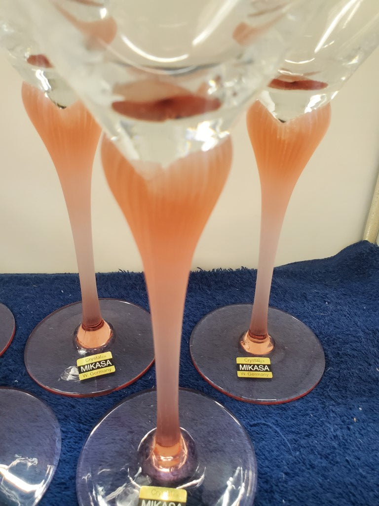 Set of 8 Mikasa Sea Mist Coral Frosted Stem Water Goblets LK