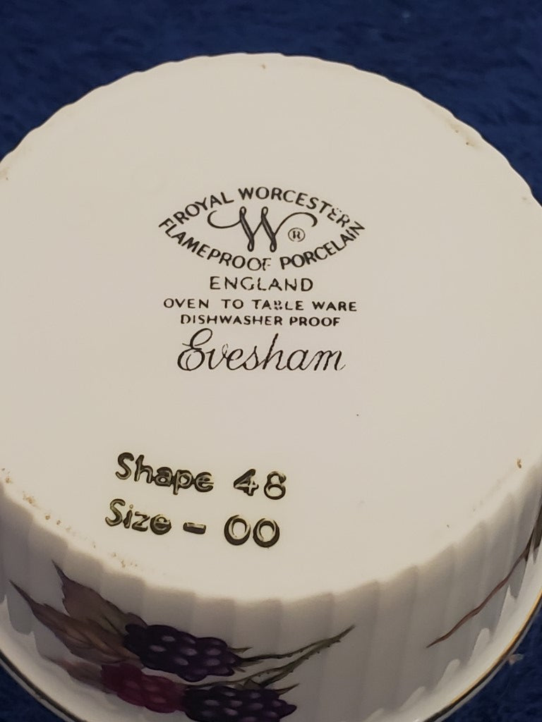 Set of 5 Royal Worcester Evesham Gold Ramekins