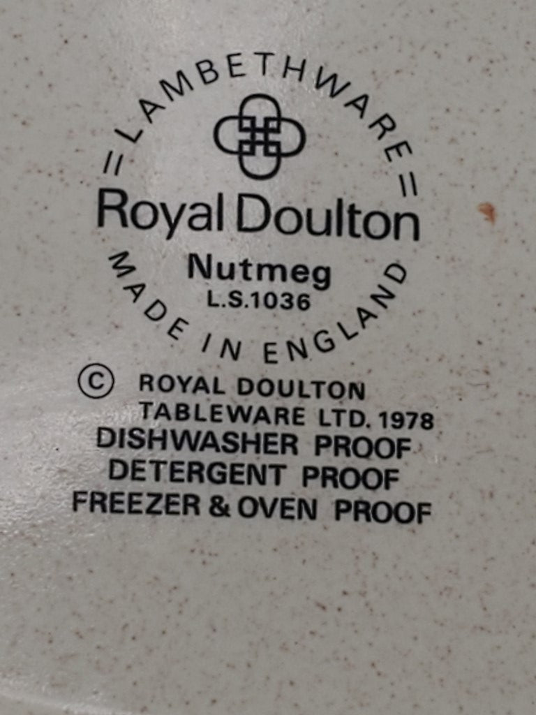 Royal Doulton Nutmeg 10" Oval Vegetable Bowl LK
