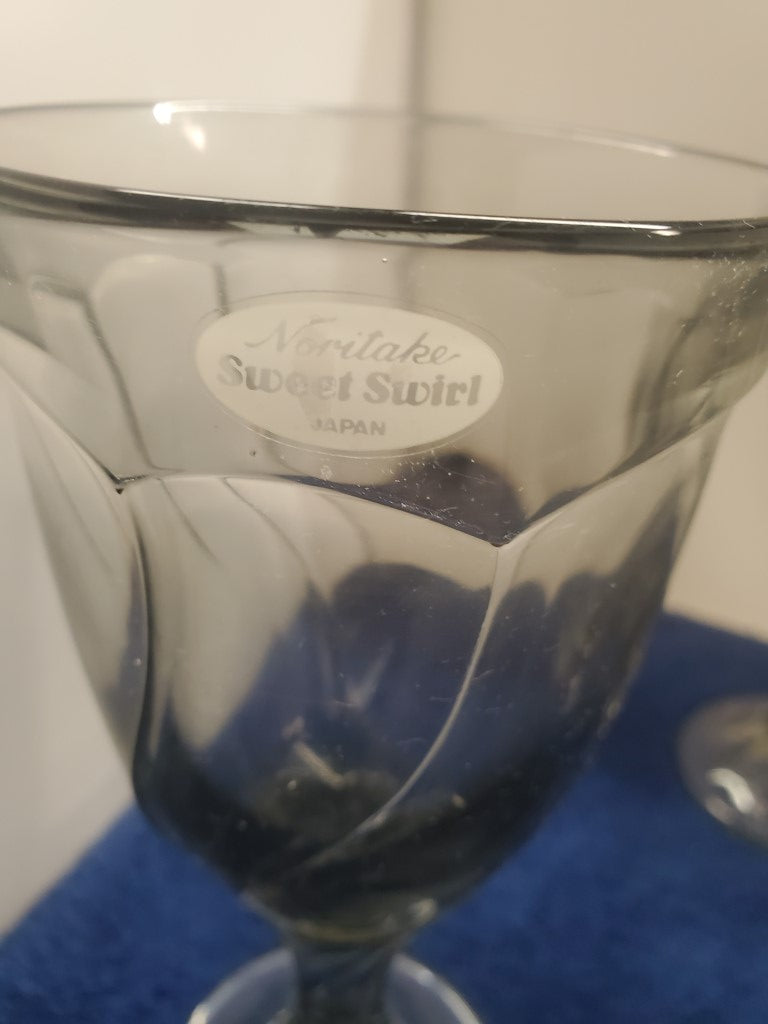 Set of 4 Noritake Sweet Swirl Water Goblets LK