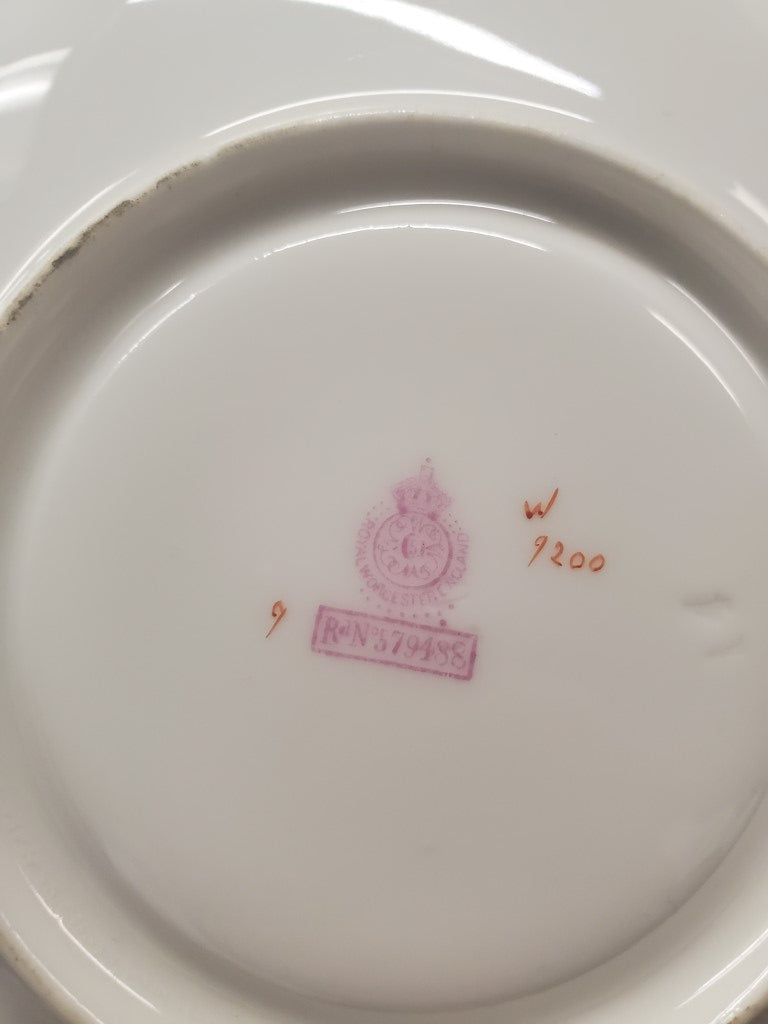 Set of 7 Royal Worcester W9200 Cup & Saucers LK