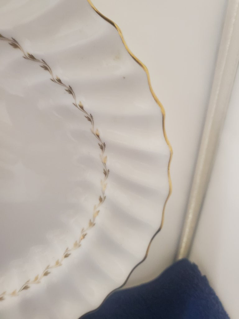 Royal Doulton Adrian 13" Oval Serving Platter LK