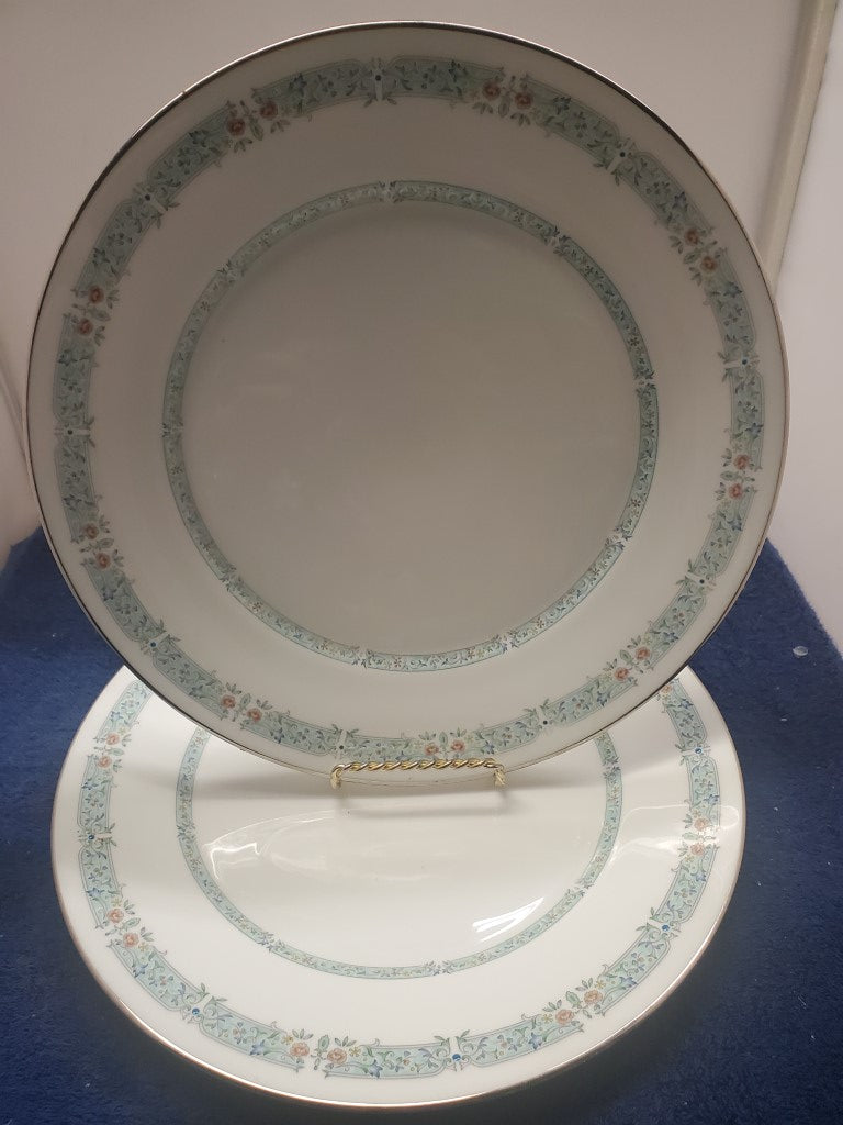 Set of 2 Oxford Lady Love Dinner Plates LK