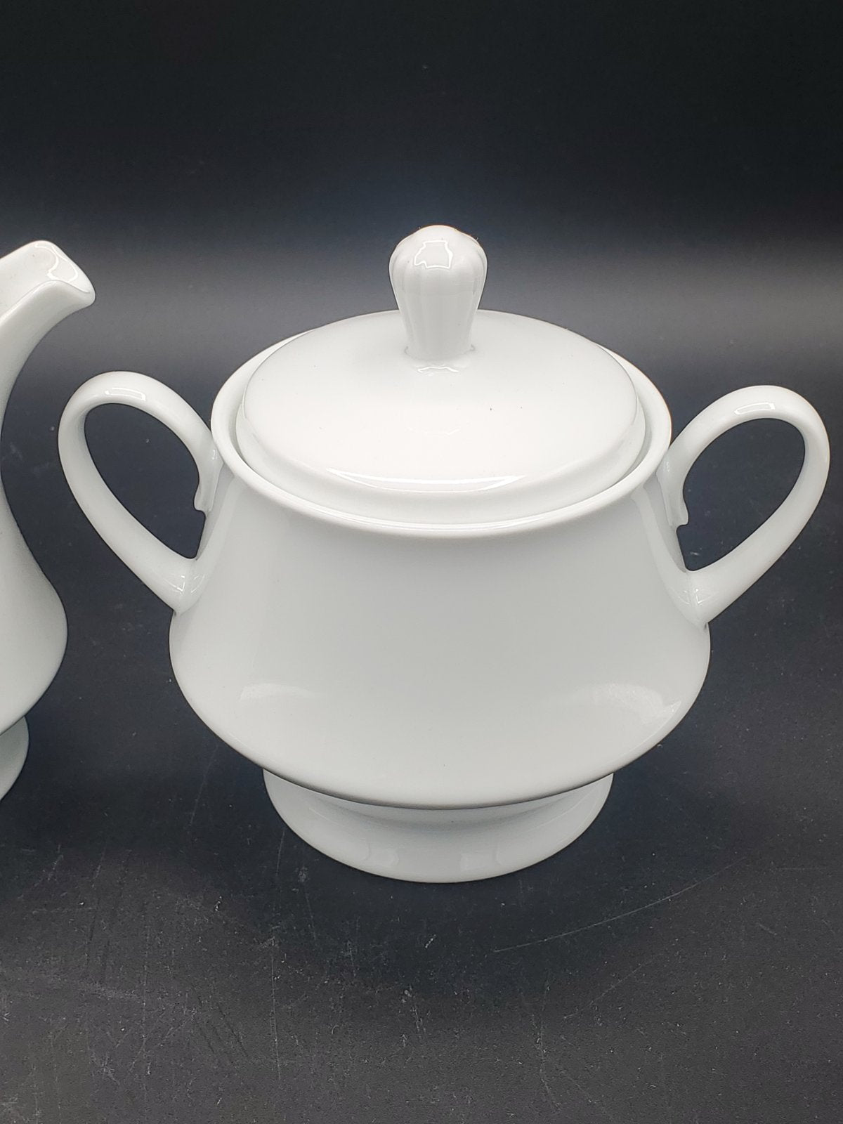 Noritake Commander White Creamer & Sugar Bowl with Lid