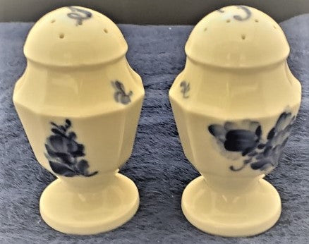 Royal Copenhagen Blue Flowers Salt & Pepper Set (8681 - -8684)