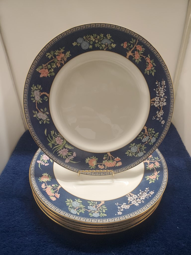 Set of 5 Wedgwood Blue Siam Dinner Plates LK