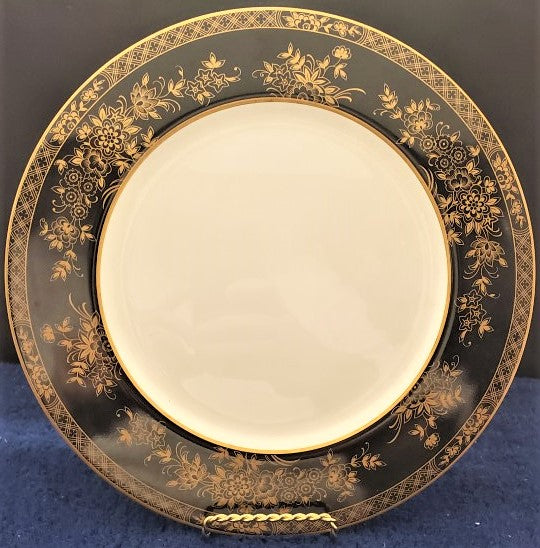 Mikasa Crown Jewels Onyx Dinner Plate LK