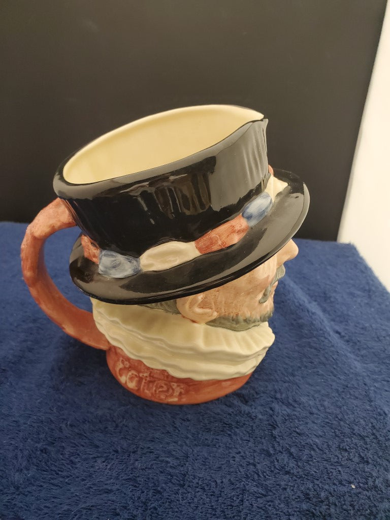 Royal Doulton Toby Jugs Beefeater (Large)