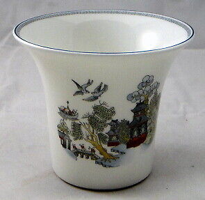 Set of 5 Wedgwood Chinese Legend Vase