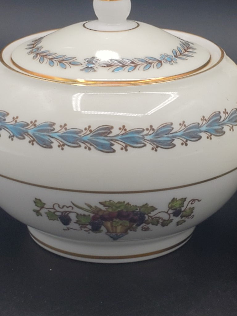 Wedgwood Appledore Creamer & Sugar Bowl with Lid LK