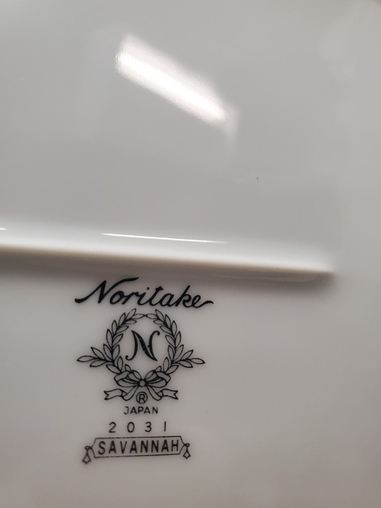 Noritake Savannah 13" Oval Serving Platter LK