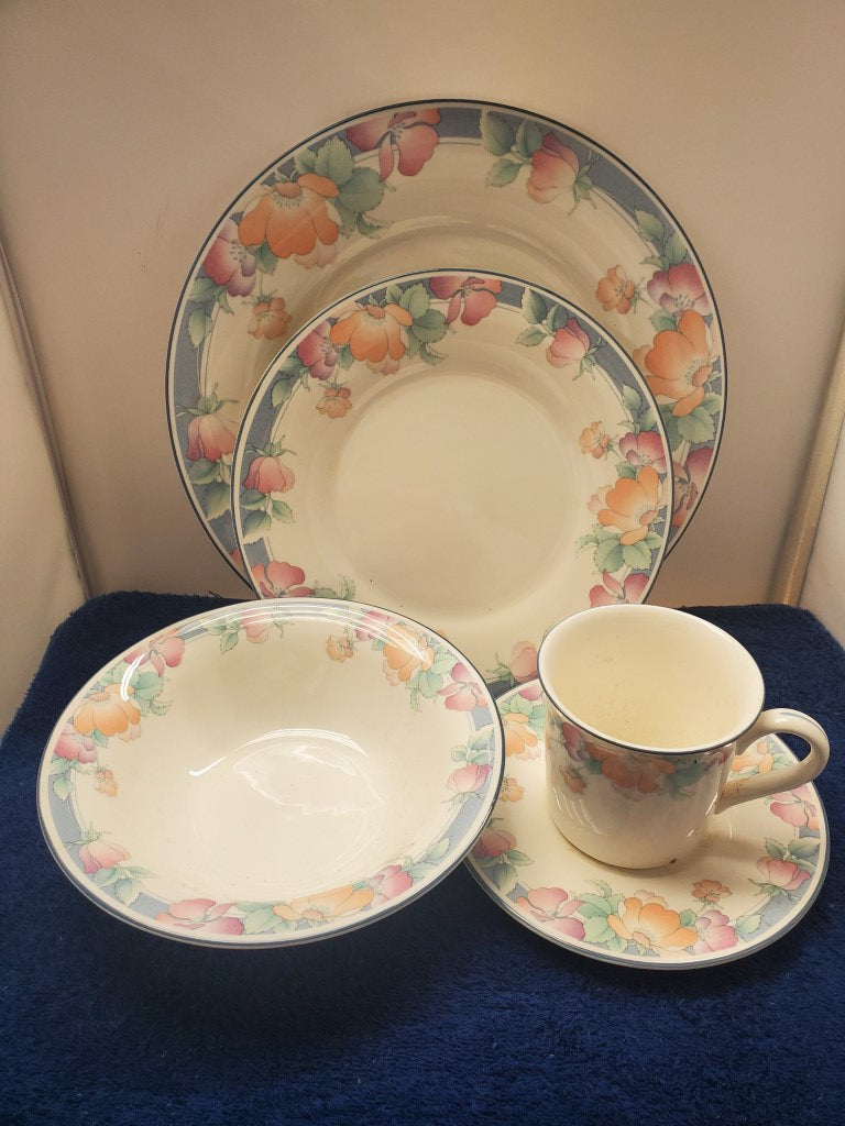 Noritake Spring Blush 5 Piece Place Setting LK