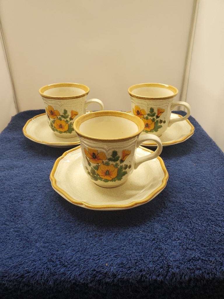 Set of 3 Mikasa Petunias Cup & Saucer Sets